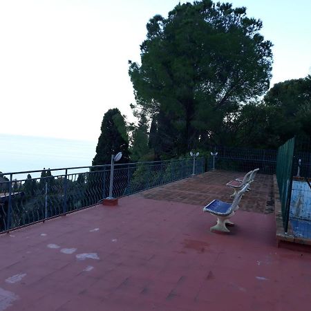 F&L A Taormina Leilighet Eksteriør bilde